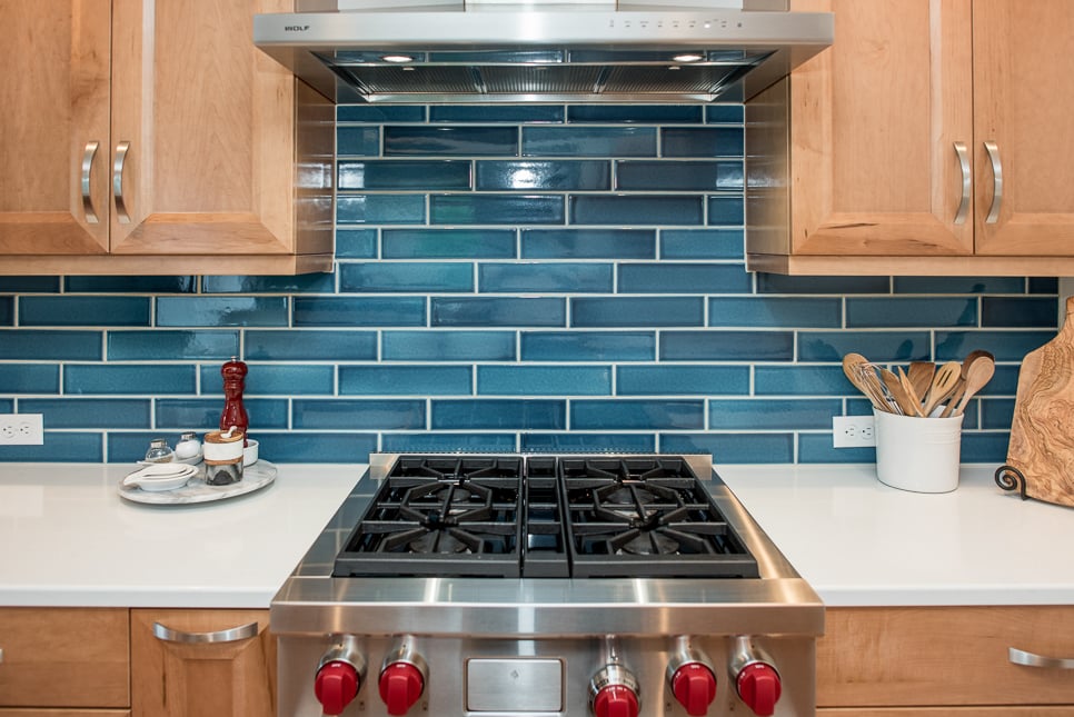 How to Incorporate Color into Your Kitchen