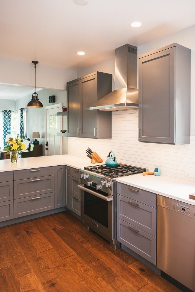 5 Reasons to Include a U-Shaped Kitchen in Your Home Remodel